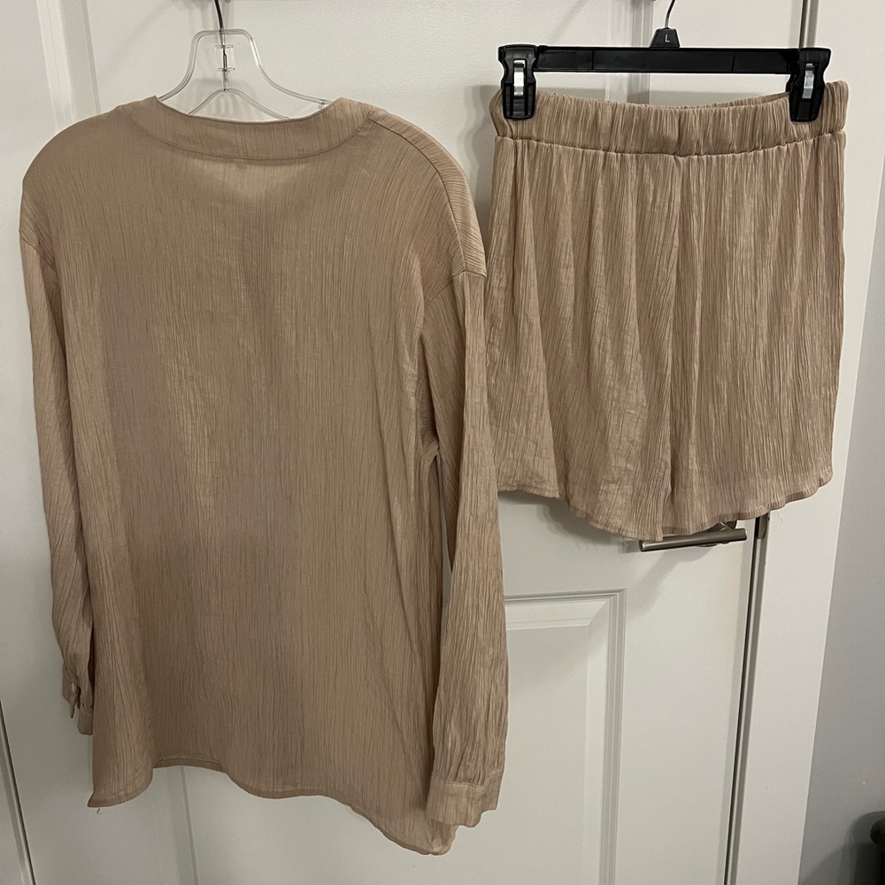 Two Piece Set - Picture 2 of 2
